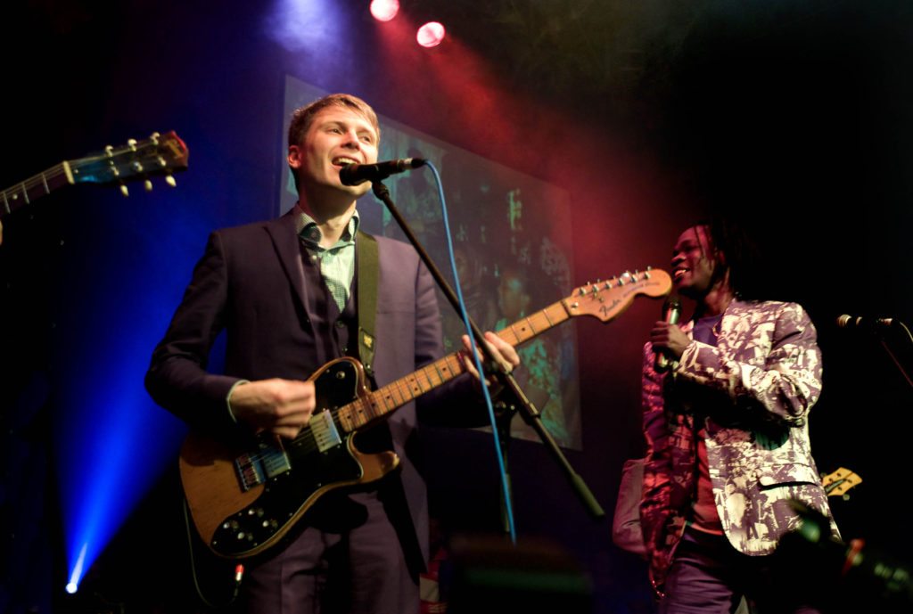 Alexa Kapranos and Baaba Maal by Adrian Boot