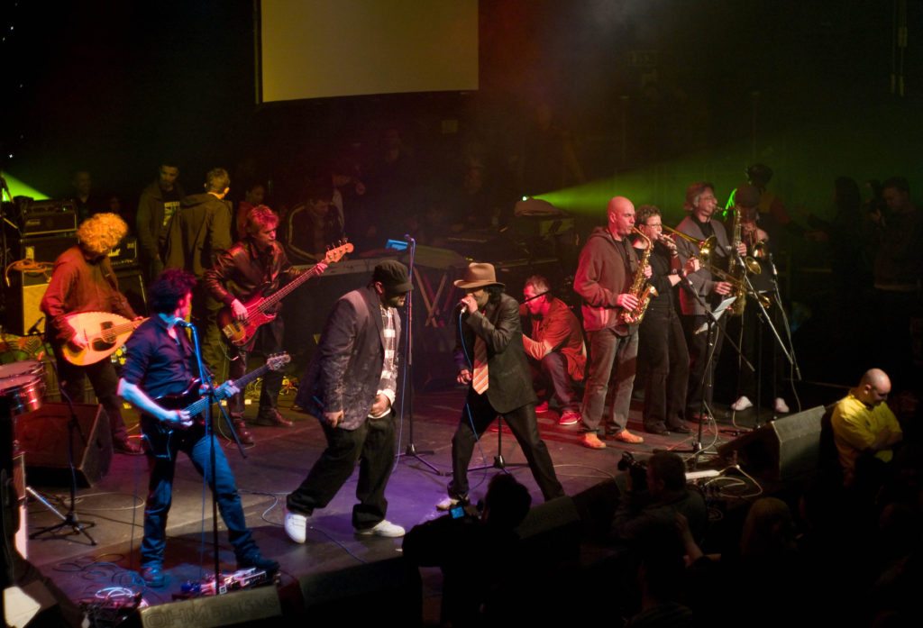 Eslam Jawad and Rachid Taha by Adrian Boot